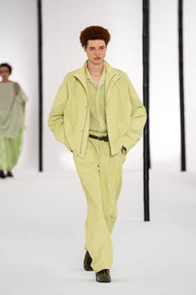 PFW - Issey Miyake - Runway A model presents a creation by IM Issey Miyake Men Miyake Design Studio team as part of their Menswear Spring-Summer 2027 collection show for fashion house Issey Miyake during Men s Fashion Week in Paris, France, June 25, 2026. Photo by Alexis Jumeau ABACAPRESS.COM Paris France  Copyright: xJumeauxAlexis ABACAx