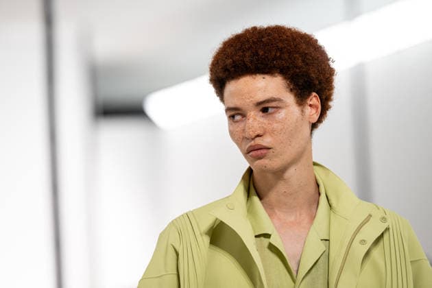PFW - Issey Miyake - Runway A model presents a creation by IM Issey Miyake Men Miyake Design Studio team as part of their Menswear Spring-Summer 2027 collection show for fashion house Issey Miyake during Men s Fashion Week in Paris, France, June 25, 2026. Photo by Alexis Jumeau ABACAPRESS.COM Paris France  Copyright: xJumeauxAlexis ABACAx