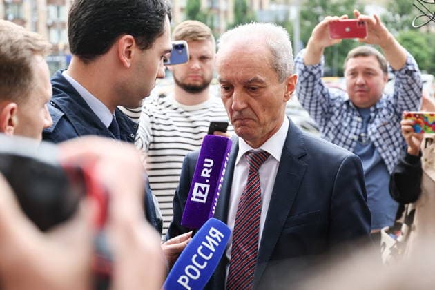 RUSSIA, MOSCOW - JUNE 25, 2026: Romania s Ambassador to Russia Cristian Istrate (2nd R) arrives at the offices of Russia s Ministry of Foreign Affairs Moscow Russia  - ZUMAt113 20260625_zaa_t113_109 Copyright: xSergeixBulkinx