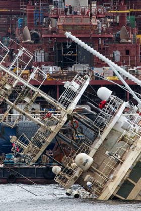 RUSSIA, ST PETERSBURG - JUNE 25, 2026: Salvage operations are underway for the Kapitan Ushakov tugboat at the Baltic Shipyard. The vessel partially sank on 8 August 2025, after listing to its starboard during construction work; no injuries reported. The damage was estimated by specialists from the North-Western Interregional Directorate of the Federal Service for Supervision of Natural Resources (Rosprirodnadzor) at 651 million rubles. Peter Kovalev TASS  94259102