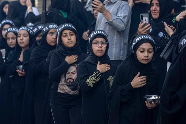 June 25, 2026, Istanbul, Istanbul, Turkey: Shi ite Muslims gather for Ashura commemorations at and around Zeynebiye Mosque in the Halkali neighborhood of Istanbul, Turkey. Thousands of members of the Ja fari community participated in mourning ceremonies marking the martyrdom of Imam Hussein and his companions at the Battle of Karbala. The event included prayers, elegies, religious rituals, and processions commemorating one of the most significant observances in the Islamic calendar. Istanbul Turkey - ZUMAt171 20260625_zip_t171_008 Copyright: xAbdullahxTepelix