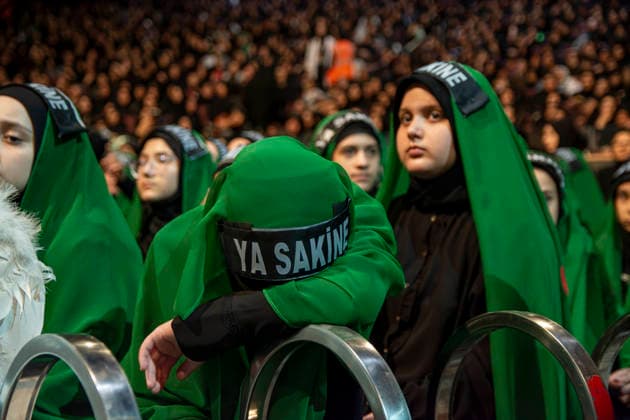 June 25, 2026, Istanbul, Istanbul, Turkey: Shi ite Muslims gather for Ashura commemorations at and around Zeynebiye Mosque in the Halkali neighborhood of Istanbul, Turkey. Thousands of members of the Ja fari community participated in mourning ceremonies marking the martyrdom of Imam Hussein and his companions at the Battle of Karbala. The event included prayers, elegies, religious rituals, and processions commemorating one of the most significant observances in the Islamic calendar. Istanbul Turkey - ZUMAt171 20260625_zip_t171_025 Copyright: xAbdullahxTepelix