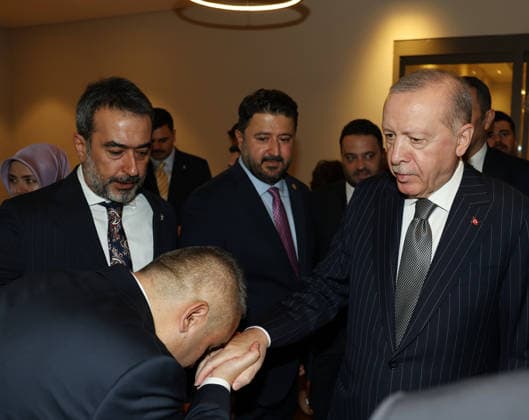Turkish President Recep Tayyip Erdogan ANKARA, TURKIYE - JUNE 25: (----EDITORIAL USE ONLY - MANDATORY CREDIT - TURKISH PRESIDENCY MUSTAFA KAMACI HANDOUT - NO MARKETING NO ADVERTISING CAMPAIGNS - DISTRIBUTED AS A SERVICE TO CLIENTS----) Turkish President and leader of the Justice and Development (AK) Party Recep Tayyip Erdogan (R) attends his party s Extended Provincial Heads Meeting held at the AK Party Conference Hall in Ankara, Turkiye on June 25, 2026. Tur Presidency Mustafa Kamaci Anadolu Ankara Turkey. Editorial use only. Please get in touch for any other usage.  Copyright: x2026xAnadoluxTurxPresidencyx xMustafaxKamacix