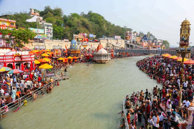 Devotees take a holy dip at Hari Ki Pauri on the occasion of Nirjala Ekadashi Haridwar, Jun 25 (ANI): Devotees take a holy dip at Hari Ki Pauri on the occasion of Nirjala Ekadashi, in Haridwar on Thursday. Haridwar Uttarakhand India Copyright: xANIx ANI_20260625038