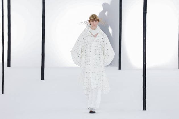 Issey Miyake Ready-to-Wear Men’s Spring Summer 2027 Fashion Show during Paris Fashion Week at the Césure Cultural Center in Paris, France, on June 24, 2026 Bestimage Runway during the Issey Miyake Men’s Spring Summer 2027 fashion show as part of Paris Fashion Week on June 24, 2026 in Paris, France Paris France  Copyright: xAgencex xBestimagexAgencex xBestimagex