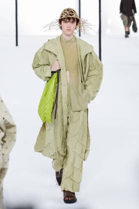 Issey Miyake Ready-to-Wear Men’s Spring Summer 2027 Fashion Show during Paris Fashion Week at the Césure Cultural Center in Paris, France, on June 24, 2026 Bestimage Runway during the Issey Miyake Men’s Spring Summer 2027 fashion show as part of Paris Fashion Week on June 24, 2026 in Paris, France Paris France  Copyright: xAgencex xBestimagexAgencex xBestimagex
