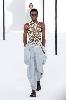 Issey Miyake Ready-to-Wear Men’s Spring Summer 2027 Fashion Show during Paris Fashion Week at the Césure Cultural Center in Paris, France, on June 24, 2026 Bestimage Runway during the Issey Miyake Men’s Spring Summer 2027 fashion show as part of Paris Fashion Week on June 24, 2026 in Paris, France Paris France  Copyright: xAgencex xBestimagexAgencex xBestimagex