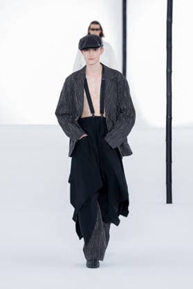 Issey Miyake Ready-to-Wear Men’s Spring Summer 2027 Fashion Show during Paris Fashion Week at the Césure Cultural Center in Paris, France, on June 24, 2026 Bestimage Runway during the Issey Miyake Men’s Spring Summer 2027 fashion show as part of Paris Fashion Week on June 24, 2026 in Paris, France Paris France  Copyright: xAgencex xBestimagexAgencex xBestimagex