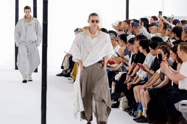 Issey Miyake Ready-to-Wear Men’s Spring Summer 2027 Fashion Show during Paris Fashion Week at the Césure Cultural Center in Paris, France, on June 24, 2026 Bestimage Runway during the Issey Miyake Men’s Spring Summer 2027 fashion show as part of Paris Fashion Week on June 24, 2026 in Paris, France Paris France  Copyright: xAgencex xBestimagexAgencex xBestimagex
