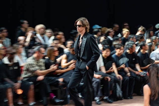 PFW Amiri Runway Menswear NB A model walks the runway during the Amiri Menswear Spring Summer 2027 show as part of Paris Fashion Week on June 25, 2026 in Paris, France. Photo by Nasser Berzane ABACAPRESS.COM Paris France  Copyright: xBerzanexNasser ABACAx