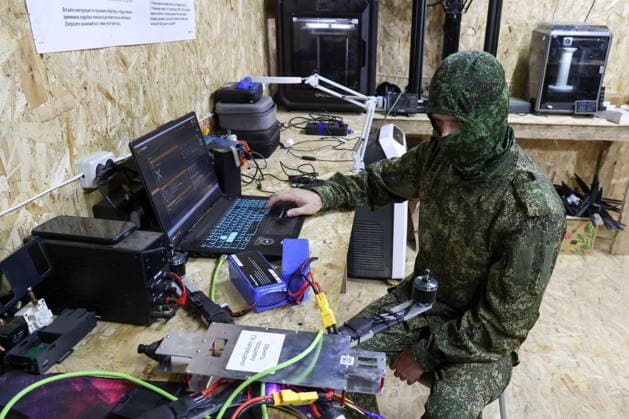 RUSSIA - JUNE 25, 2026: A serviceman of Russia s Zapad West Group of Forces is seen at an UAV production lab on the Zaporozhye front. Alexander Polegenko TASS  94271201