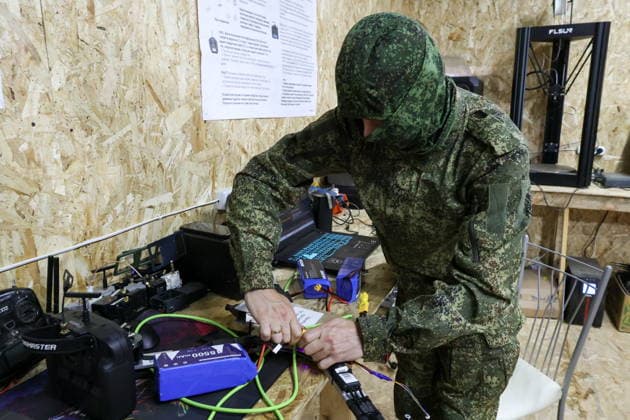 RUSSIA - JUNE 25, 2026: A serviceman of Russia s Zapad West Group of Forces is seen at an UAV production lab on the Zaporozhye front. Alexander Polegenko TASS  94271202