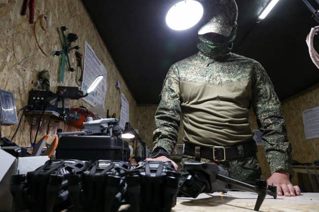 RUSSIA - JUNE 25, 2026: A serviceman of Russia s Zapad West Group of Forces is seen at an UAV production lab on the Zaporozhye front. Alexander Polegenko TASS  94271206