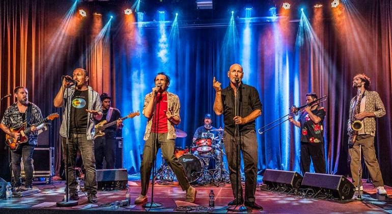 Band Jewish Monkeys in Oberhausen ** NUR FÜR REDAKTIONELLE ZWECKE ** EDITORIAL USE ONLY **<p>Eine eher ungewöhnliche Mischung aus Klezmer, Punk, Rock, Ska und orientalischen Einflüssen gibt es am Donnerstag 25.06.2026 im Zentrum Altenberg in Oberhausen zu hören. Die Band Jewish Monkeys ist zu Gast und geben im Rahmen der Jüdischen Kulturtage ein Konzert. Die Band aus Tel Aviv zähle zu den außergewöhnlichsten Formationen der internationalen Musikszene, heißt es in der Ankündigung. Und: Mit viel Humor, satirischen Texten und energiegeladenen Live-Auftritten schaffen die Jewish Monkeys ein Konzerterlebnis, das gleichermaßen unterhält und zum Nachdenken anregt. Das Konzert soll ein Zeichen für kulturellen Dialog, Offenheit und Copyright: GerdxWallhorn doc86g1myldwwz1mr56stj6 ,EDITORIAL USE ONLY