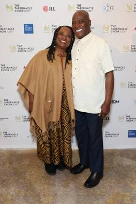 Los Angeles CA June 25: The Bonner Family Choir at The Tabernacle Choir & Orchestra at Temple Sqaure conference on June 25, 2026 Credit: USA  - ZUMAa123 20260625_zaa_a123_047 Copyright: xAdMediax