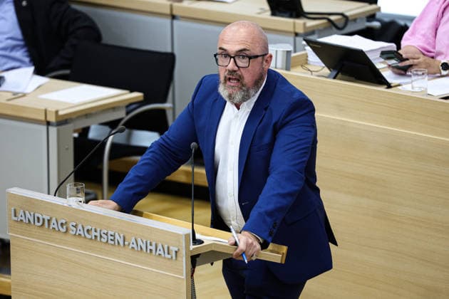 Dr. Hans Thomas Tillschneider (AfD) - Landtagssitzung im Landtag von Sachsen Anhalt in Magdeburg *** Dr. Hans Thomas Tillschneider, AfD, State Parliament Session at the State Parliament of Saxony-Anhalt in Magdeburg