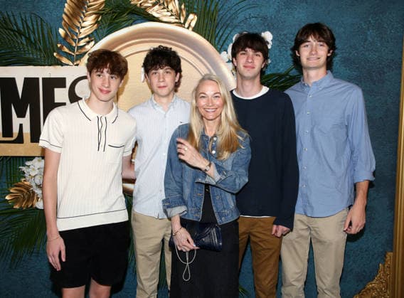 Enola Holmes 3 World Premiere Sarah Wynter, Oscar Dallas Wynter Peres, Samuel Wynter Peres and Julian Wynter Peres attending Enola Holmes 3 World Premiere held at The Plaza Hotel on June 25, 2026 in New York City, NY New York City The Plaza Hotel NY USA Copyright: xStevenxBergman AFF-USA.COMx