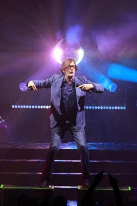 25.06.2026, Pulp, Saenger Jarvis Cocker, im Konzert live im Tempodrom, Berlin, Musik, Britpop, Berlin