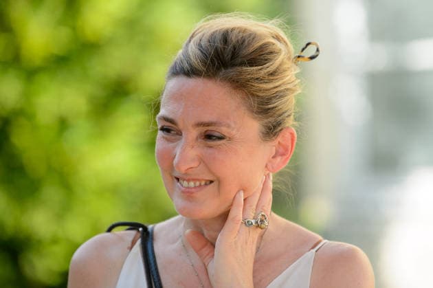 Festival Soeurs Jumelles - Rochefort - Day 3 Julie Gayet attends the Soeurs Jumelles festival in Rochefort, France on June 25, 2026. Photo by Arnault Serriere ABACAPRESS.COM  Copyright: xSerrierexArnault ABACAx