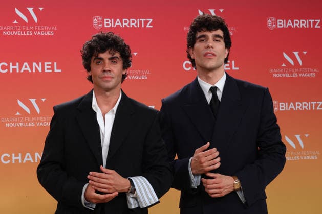 Javier Ambrossi, Javier Calvo at the La Gare du Midi theater in Biarritz as part of the Biarritz Film Festival Nouvelles Vagues on June 25, 2026 Jean Marc Lhomer Bestimage Celebs at the La Gare du Midi theater in Biarritz as part of the Biarritz Film Festival – Nouvelles Vagues on June 25, 2026, in Biarritz, France  Copyright: xJean-MarcxLhomerx xBestimagexJean-MarcxLhomerx xBestimagex