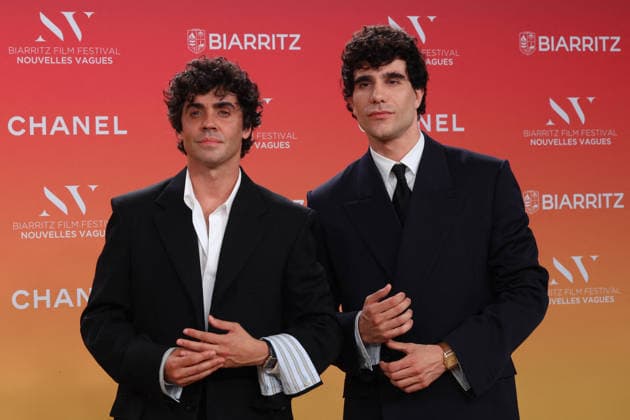 Javier Ambrossi, Javier Calvo at the La Gare du Midi theater in Biarritz as part of the Biarritz Film Festival Nouvelles Vagues on June 25, 2026 Jean Marc Lhomer Bestimage Celebs at the La Gare du Midi theater in Biarritz as part of the Biarritz Film Festival – Nouvelles Vagues on June 25, 2026, in Biarritz, France  Copyright: xJean-MarcxLhomerx xBestimagexJean-MarcxLhomerx xBestimagex