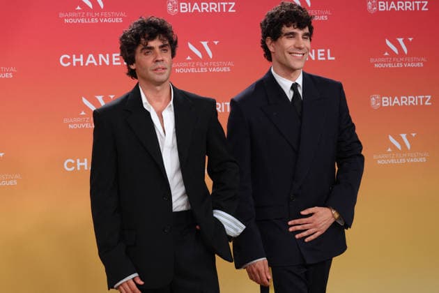 Javier Ambrossi, Javier Calvo at the La Gare du Midi theater in Biarritz as part of the Biarritz Film Festival Nouvelles Vagues on June 25, 2026 Jean Marc Lhomer Bestimage Celebs at the La Gare du Midi theater in Biarritz as part of the Biarritz Film Festival – Nouvelles Vagues on June 25, 2026, in Biarritz, France  Copyright: xJean-MarcxLhomerx xBestimagexJean-MarcxLhomerx xBestimagex