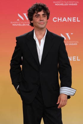 Javier Ambrossi at the La Gare du Midi theater in Biarritz as part of the Biarritz Film Festival Nouvelles Vagues on June 25, 2026 Jean Marc Lhomer Bestimage Celebs at the La Gare du Midi theater in Biarritz as part of the Biarritz Film Festival – Nouvelles Vagues on June 25, 2026, in Biarritz, France  Copyright: xJean-MarcxLhomerx xBestimagexJean-MarcxLhomerx xBestimagex
