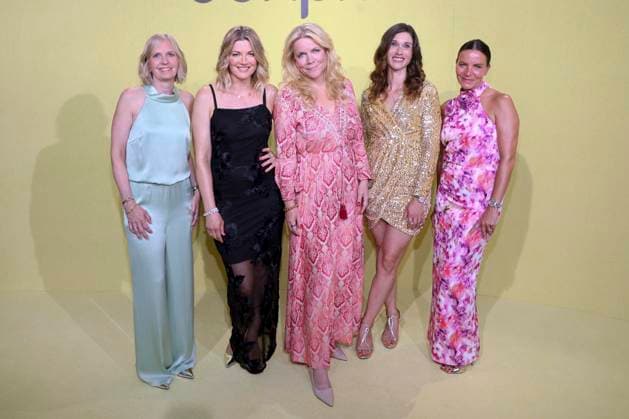 ABB BONPRIX- Carolin Klar, Nina Bott, Charlotte Karlinder, Janina Lin Otto, Julia Roentgen zu Gast bei 40 Jahre bonprix Jubiläumsparty im Curio Haus am 25.06.2026 in Hamburg Hamburg Deutschland *** ABB BONPRIX’s Carolin Klar, Nina Bott, Charlotte Karlinder, Janina Lin Otto, and Julia Roentgen attended the 40th anniversary party for bonprix at the Curio Haus on June 25, 2026, in Hamburg, Germany