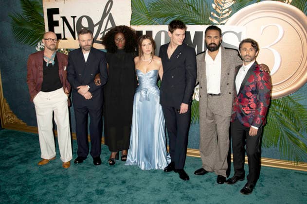 Nicholas Aaron, Philip Barantini, Sharon Duncan Brewster, Millie Bobby Brown, Louis Partridge, Himesh Patel und Joe Azzopardi bei der Weltpremiere des Netflix-Films Enola Holmes 3 im Plaza Hotel. New York, 25.06.2026 *** Nicholas Aaron, Philip Barantini, Sharon Duncan Brewster, Millie Bobby Brown, Louis Partridge, Himesh Patel, and Joe Azzopardi at the world premiere of the Netflix film *Enola Holmes 3* at the Plaza Hotel in New York, June 25, 2026 Foto:xJ.xShorex xFuturexImagex holmes_6661