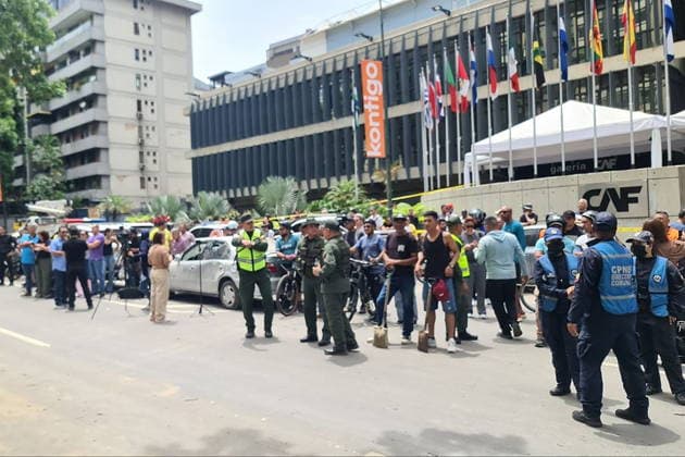 VENEZUELA, CARACAS - JUNE 26, 2026: People stay outdoors after an earthquake. According to Carlos Alvarado, Minister of the People s Power for Health, Venezuela earthquake on 24 June killed 235 people and injured over 4,300. Video grab. Best quality available Caracas Venezuela  - ZUMAt113 20260626_zaa_t113_007 Copyright: xMikhailxMakeyevx