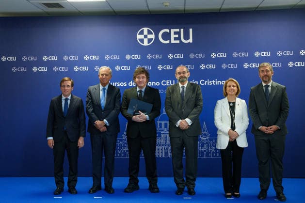 Javier Milei Attends the Presentation of the CEU María Cristina Summer Courses. Argentine President Javier Milei 3I, accompanied by the mayor of Madrid, José Luis Martínez Almeida i, the president of CEU San Pablo University, Rosa Visiedo 2d, the director of the Summer Courses, Benigno Pendás 3i, and the Secretary of the Presidency, Justice, and Local Administration, Miguel Ángel García d, during the presentation of the CEU María Cristina Summer Courses at CEU San Pablo University on June 26, 2026, in Madrid, Spain. The second edition of the CEU María Cristina Summer Courses is a high-level academic and cultural forum organized by the San Pablo CEU University Foundation and CEU CEFAS, to be held from June 30 to July 15, 2026, in the histor  Copyright: xMatiasxChiofalox 7623707