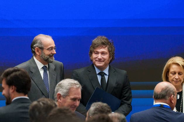 Javier Milei Attends the Presentation of the CEU María Cristina Summer Courses Argentine President Javier Milei, accompanied by Alfonso Bullón de Mendoza, president of the San Pablo CEU University Foundation and Grand Chancellor, during the presentation of the CEU María Cristina Summer Courses, at the CEU San Pablo University, on June 26, 2026, in Madrid, Spain. The second edition of the CEU María Cristina Summer Courses is a high-level academic and cultural forum organized by the San Pablo CEU University Foundation and CEU CEFAS, taking place from June 30 to July 15, 2026, in the historic setting of the Royal Escorial María Cristina University Center in San Lorenzo de El Escorial. June 26, 2026, Madrid, Spain  Copyright: xMatiasxChiofalox 7623803