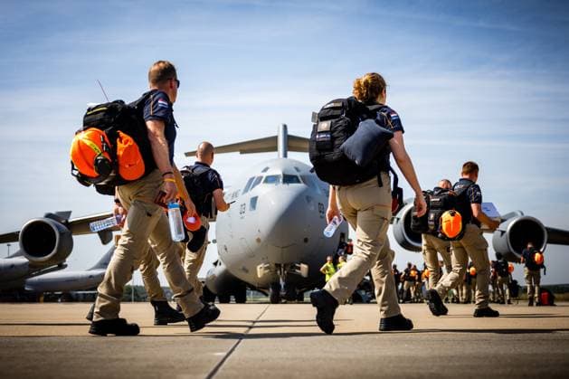 EINDHOVEN - A Dutch rescue team is departing from Eindhoven Air Base for Venezuela to provide aid following the earthquakes that struck the country. The Urban Search and Rescue team is heading there with 65 rescue workers, eight dogs, and equipment. ROB ENGELAAR ANP netherlands out - belgium out  Copyright: xx x562040887x originalFilename: 562040887.jpg