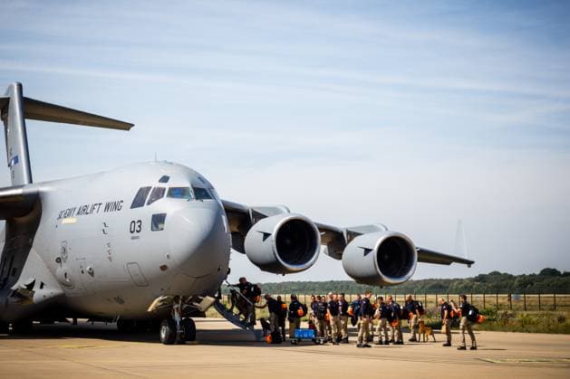 EINDHOVEN - A Dutch rescue team is departing from Eindhoven Air Base for Venezuela to provide aid following the earthquakes that struck the country. The Urban Search and Rescue team is heading there with 65 rescue workers, eight dogs, and equipment. ROB ENGELAAR ANP netherlands out - belgium out  Copyright: xx x562040992x originalFilename: 562040992.jpg