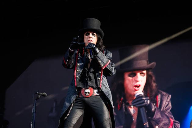 Alice Cooper live at Tons of Rock 2026 Oslo, Norway. 25th, June 2026. The American singer Alice Cooper performs a live concert during the Norwegian music festival Tons of Rock 2026 in Oslo. Norway, Oslo  Copyright: xGonzalesxPhoto KetilxMartinsenx