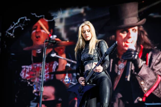 Alice Cooper live at Tons of Rock 2026 Oslo, Norway. 25th, June 2026. The American singer Alice Cooper performs a live concert during the Norwegian music festival Tons of Rock 2026 in Oslo. Here live band member and guitarist Anna Cara is seen live on stage. Norway, Oslo  Copyright: xGonzalesxPhoto KetilxMartinsenx