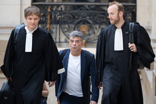 Stephane Plaza Appeal Trial - Paris French TV host and real estate agent Stephane Plaza arrives for his trial in appeal for domestic violence in Paris on June 26, 2026. Photo by Raphael Lafargue ABACAPRESS.COM Paris France  Copyright: xLafarguexRaphael ABACAx