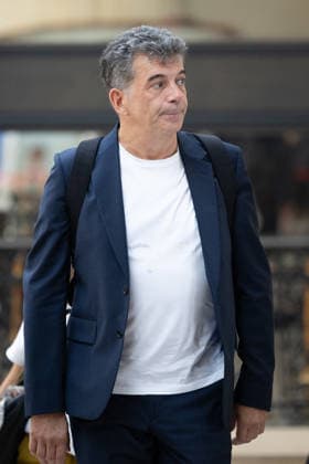 Stephane Plaza Appeal Trial - Paris French TV host and real estate agent Stephane Plaza arrives for his trial in appeal for domestic violence in Paris on June 26, 2026. Photo by Raphael Lafargue ABACAPRESS.COM Paris France  Copyright: xLafarguexRaphael ABACAx