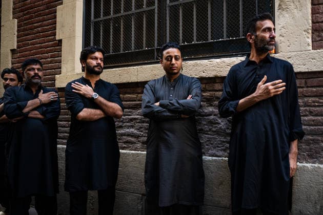 Commemoration of the Ashura holiday by the Shia community in Barcelona: Several people during the annual Ashura procession on June 26, 2026, in Barcelona, Catalonia, Spain. This solemn liturgical and mourning ceremony, organized by the Al Qaim Islamic Center, brings together hundreds of members of the Shia community in the streets of the Ciutat Vella district—on a route from Sant Pere Mitjà Street to the Arc de Triomf— to commemorate the martyrdom of Imam Husayn, grandson of the Prophet Muhammad, through penitential marches, sermons, and commemorative chants. JUNE 26, 2026 Lorena Sopê Barcelona, Catalonia Barcelona, Catalonia Spain  Copyright: xLorenaxSopÃªnax 7624697
