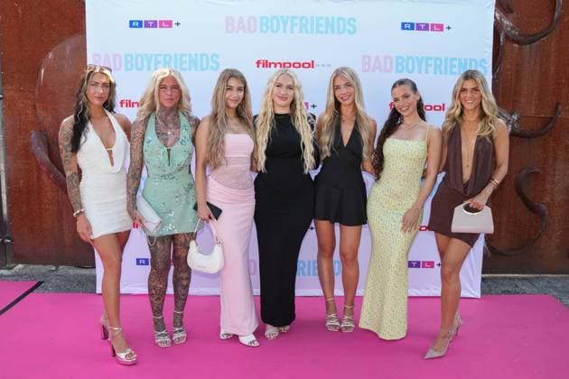 Screening von Bad Boyfriends in Köln. v.l. Alenssia, Angelika, Alessandra, Natalia, Larissa, Jeje, Nasrin beim Screening des neuen filmpool-Formats Bad Boyfriends (RTL+) am 25.06.2026 im Bootshaus in Köln. Koeln Bootshaus Nordrhein-Westfalen *** Screening of Bad Boyfriends in Cologne: Alenssia, Angelika, Alessandra, Natalia, Larissa, Jeje, and Nasrin at the screening of the new filmpool format Bad Boyfriends on RTL on June 25, 2026, at the Bootshaus in Cologne, North Rhine-Westphalia