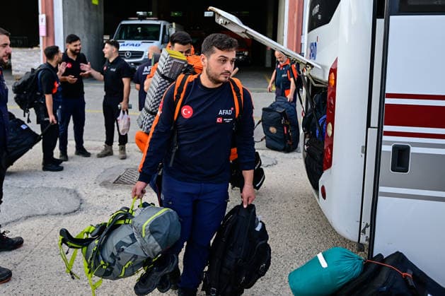 Plane carrying search and rescue and humanitarian aid teams from Turkiye to Venezuela set off ISTANBUL, TURKIYE - JUNE 26: Plane carrying Turkish search and rescue and humanitarian aid teams departs from Istanbul Ataturk Airport for Venezuela on June 26, 2026 in Istanbul, Turkiye. Cem Tekkesinoglu Anadolu Istanbul Turkey. Editorial use only. Please get in touch for any other usage.  Copyright: x2026xAnadoluxCemxTekkesinoglux