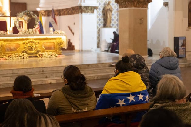 June 26, 2026, Buenos Aires, Buenos Aires, Argentina: Members of the Venezuelan community in Argentina attend a Mass to pray for the victims of the earthquake. Buenos Aires Argentina - ZUMAp265 20260626_zip_p265_007 Copyright: xDelfinaxCorberaxPix