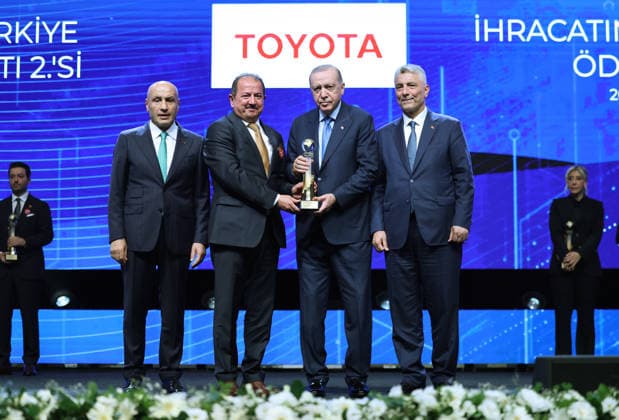 Turkish President Recep Tayyip Erdogan ISTANBUL, TURKIYE - JUNE 26: (----EDITORIAL USE ONLY - MANDATORY CREDIT - TURKISH PRESIDENCY MURAT CETINMUHURDAR HANDOUT - NO MARKETING NO ADVERTISING CAMPAIGNS - DISTRIBUTED AS A SERVICE TO CLIENTS----) Turkish President Recep Tayyip Erdogan presents awards to 10 export champion companies following his speech during the Turkish Exporters Assembly (TIM) 33rd General Assembly and Export Champions Awards Ceremony at the Halic Congress Center, on June 26, 2026, in Istanbul, Turkiye. TUR Presidency Murat Cetinmuhurdar Anadolu Istanbul Turkey. Editorial use only. Please get in touch for any other usage.  Copyright: x2026xAnadoluxTURxPresidency MuratxCetinmuhurdarx