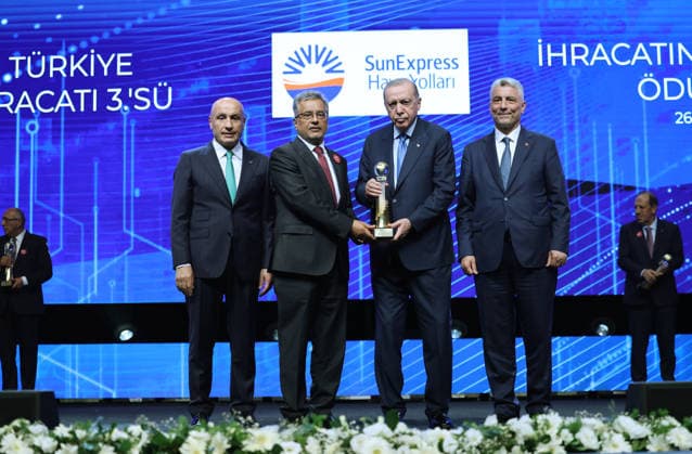 Turkish President Recep Tayyip Erdogan ISTANBUL, TURKIYE - JUNE 26: (----EDITORIAL USE ONLY - MANDATORY CREDIT - TURKISH PRESIDENCY MURAT CETINMUHURDAR HANDOUT - NO MARKETING NO ADVERTISING CAMPAIGNS - DISTRIBUTED AS A SERVICE TO CLIENTS----) Turkish President Recep Tayyip Erdogan presents awards to 10 export champion companies following his speech during the Turkish Exporters Assembly (TIM) 33rd General Assembly and Export Champions Awards Ceremony at the Halic Congress Center, on June 26, 2026, in Istanbul, Turkiye. TUR Presidency Murat Cetinmuhurdar Anadolu Istanbul Turkey. Editorial use only. Please get in touch for any other usage.  Copyright: x2026xAnadoluxTURxPresidency MuratxCetinmuhurdarx