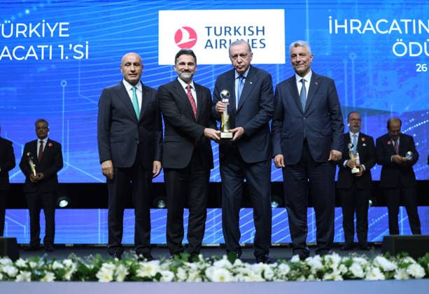 Turkish President Recep Tayyip Erdogan ISTANBUL, TURKIYE - JUNE 26: (----EDITORIAL USE ONLY - MANDATORY CREDIT - TURKISH PRESIDENCY MURAT CETINMUHURDAR HANDOUT - NO MARKETING NO ADVERTISING CAMPAIGNS - DISTRIBUTED AS A SERVICE TO CLIENTS----) Turkish President Recep Tayyip Erdogan presents awards to 10 export champion companies following his speech during the Turkish Exporters Assembly (TIM) 33rd General Assembly and Export Champions Awards Ceremony at the Halic Congress Center, on June 26, 2026, in Istanbul, Turkiye. TUR Presidency Murat Cetinmuhurdar Anadolu Istanbul Turkey. Editorial use only. Please get in touch for any other usage.  Copyright: x2026xAnadoluxTURxPresidency MuratxCetinmuhurdarx