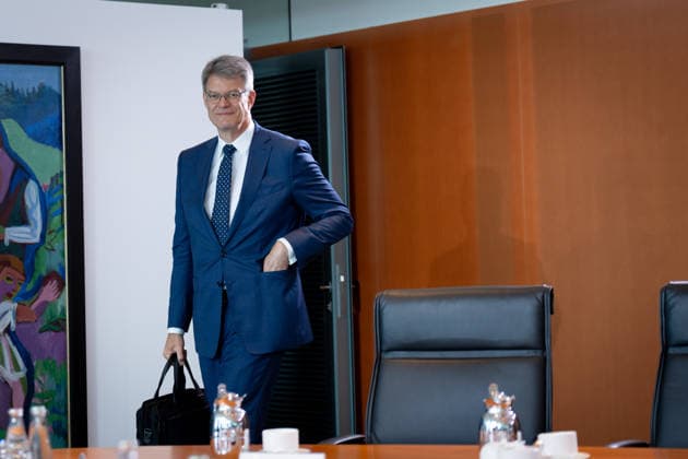 Kabinettsitzung, Bundesregierung, Auftakt Auftakt, Kabinettsitzung, Bundesregierung, Patrick Schnieder, Bundesverkehrsminister Berlin Berlin GER *** Cabinet meeting, Federal Government, Kickoff, Cabinet meeting, Federal Government, Patrick Schnieder, Federal Minister of Transportation, Berlin, Berlin, GER