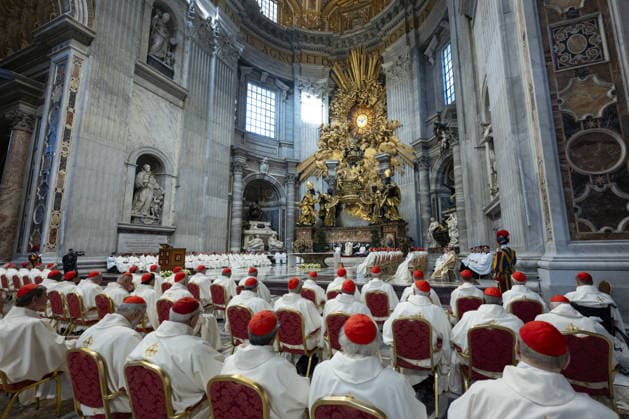 Pope Leo XIV Leads Extraordinary Consistory Opening Mass - Vatican Pope Leo XIV celebrates Mass with Cardinals at the opening of the Extraordinary Consistory on June 26, 2026 in Saint Peter’s basilica. Cardinals have gathered in the Vatican on June 26-27 to reflect on matters concerning the Church and the world today. The meeting opened with Mass in St. Peter s Basilica, entrusting the work of the Consistory. Photo by (EV) Simone Risoluti Vatican Media ABACAPRESS.COM Rome Vatican (or Holy See)  Copyright: xABACAx