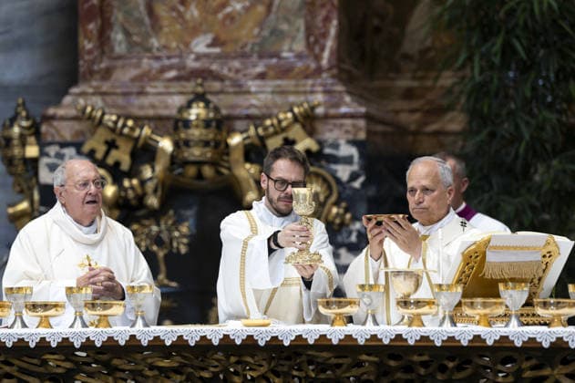 Pope Leo XIV Leads Extraordinary Consistory Opening Mass - Vatican Pope Leo XIV celebrates Mass with Cardinals at the opening of the Extraordinary Consistory on June 26, 2026 in Saint Peter’s basilica. Cardinals have gathered in the Vatican on June 26-27 to reflect on matters concerning the Church and the world today. The meeting opened with Mass in St. Peter s Basilica, entrusting the work of the Consistory. Photo by (EV) Simone Risoluti Vatican Media ABACAPRESS.COM Rome Vatican (or Holy See)  Copyright: xABACAx