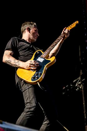 Snow Patrol live at Tinderbox 2026 Odense, Denmark. 26th, June 2026. The Northern Irish rock band Snow Patrol performs a live concert at during the Danish music festival Tinderbox 2026 in Odense. Here musician Nathan Connolly is seen live on stage. Denmark, Odense  Copyright: xGonzalesxPhoto LassexLagonix