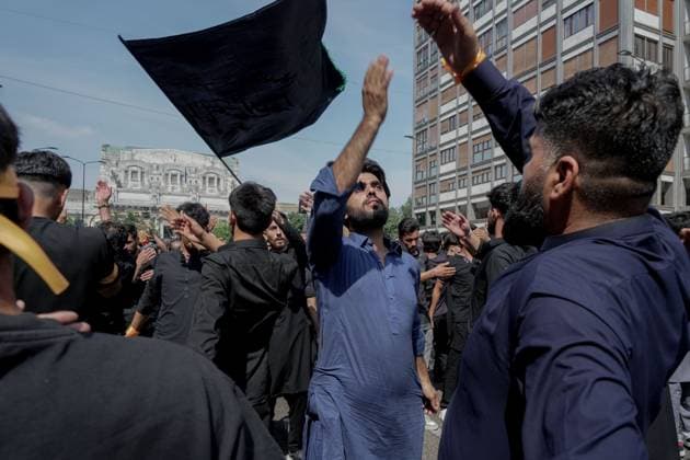 Ashura in Milan MILAN, Italy JUNE 26, 2026: Shia Muslim devotees participate in a Muharram procession through central Milan, beginning near Milano Centrale railway station, to commemorate the martyrdom of Imam Hussain, the grandson of Prophet Muhammad, and his companions who were killed in the Battle of Karbala in 680 AD. The annual observance is part of the Islamic month of mourning and honors the sacrifice, justice, and resistance symbolized by the events of Karbala. Milan Italy Copyright: x xcalogeroxrussox xJNAxPressx